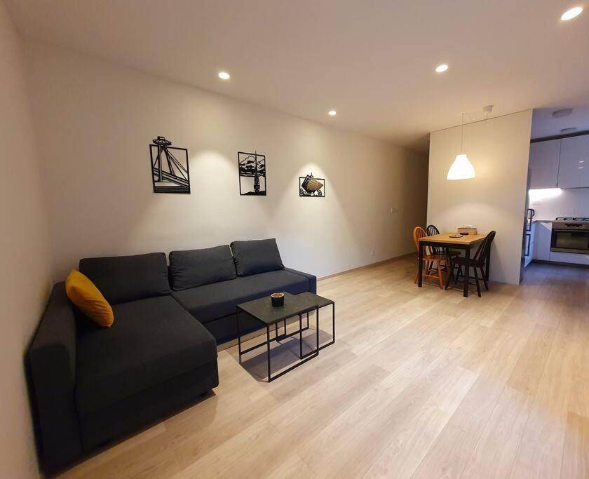 Lovely & Unique Apt In The Historic Center. Братислава Экстерьер фото