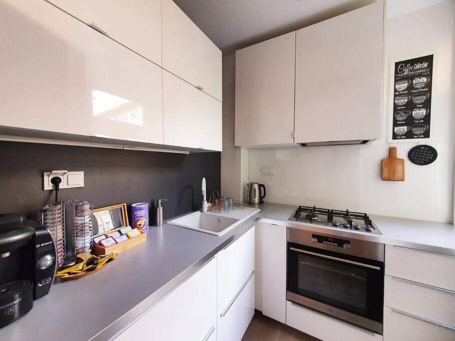 Lovely & Unique Apt In The Historic Center. Братислава Экстерьер фото